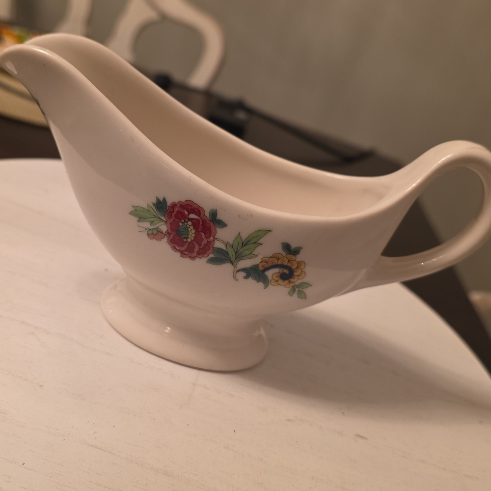 Floral Cream Gravy Boat
